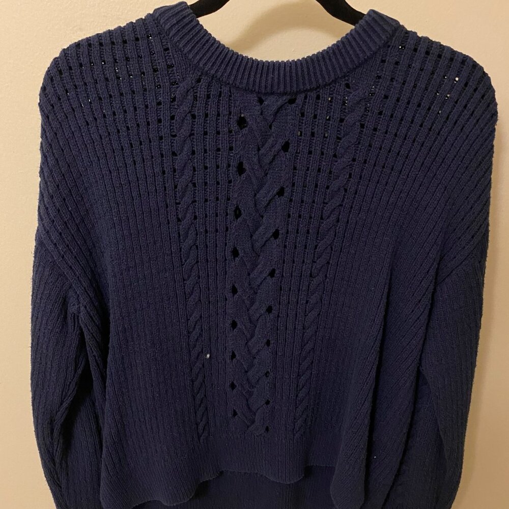 Cable-knit crewneck sweater
